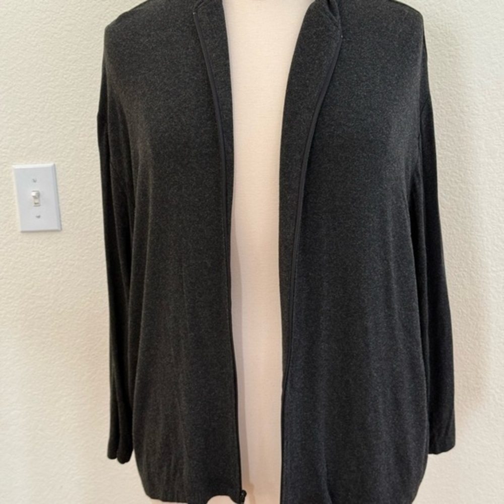 Chico's sz 16 (Chico’s size 3)  Dark Charcoal/Heather Black Zip Hooded Cardi